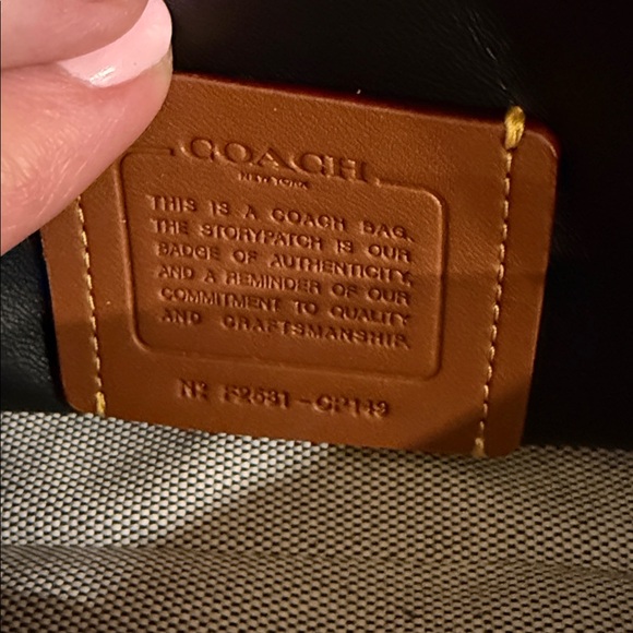 Coach Black Quilted Leather Tabby 20 Crossbody Bag with Gold Chain - Picture 7 of 8